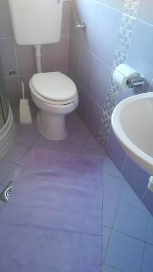 Apartment Krmpotic Vir Bagian luar foto
